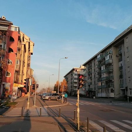 Oasis Felix Apartment Belgrado Exterior foto